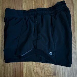 Lululemon Hotty hot shorts